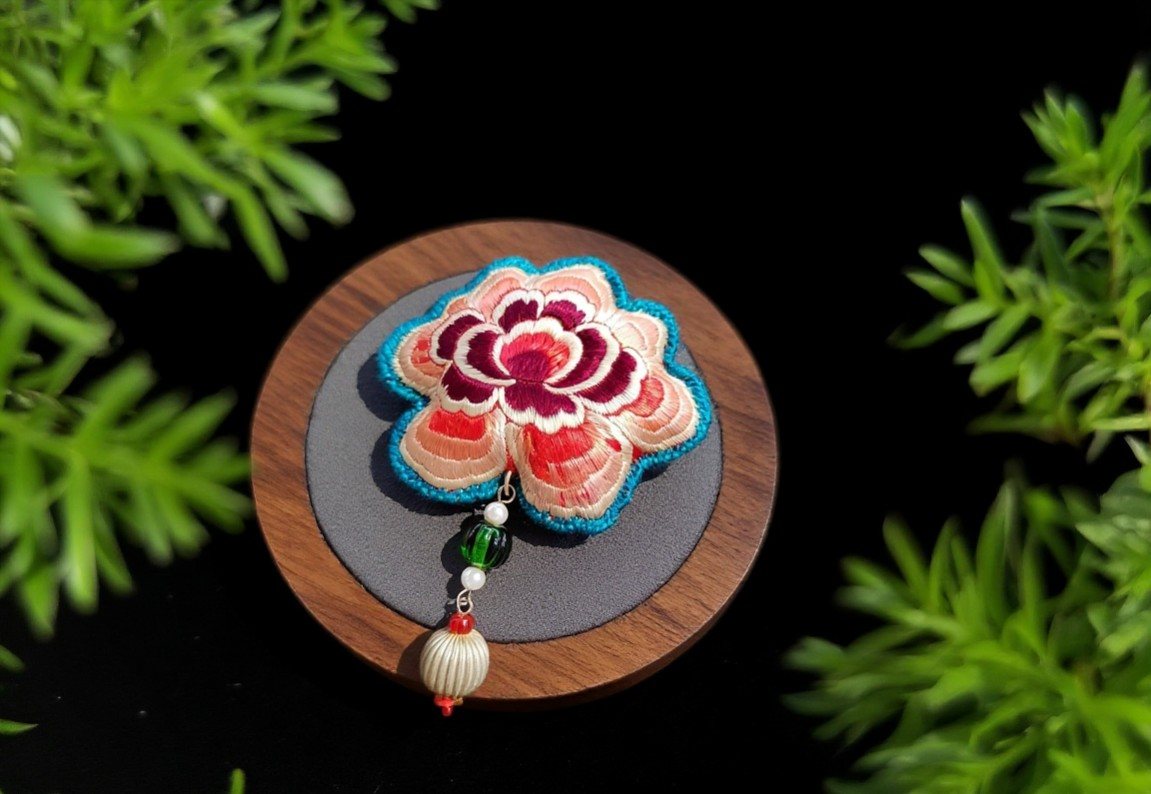 刺繡絲巾扣